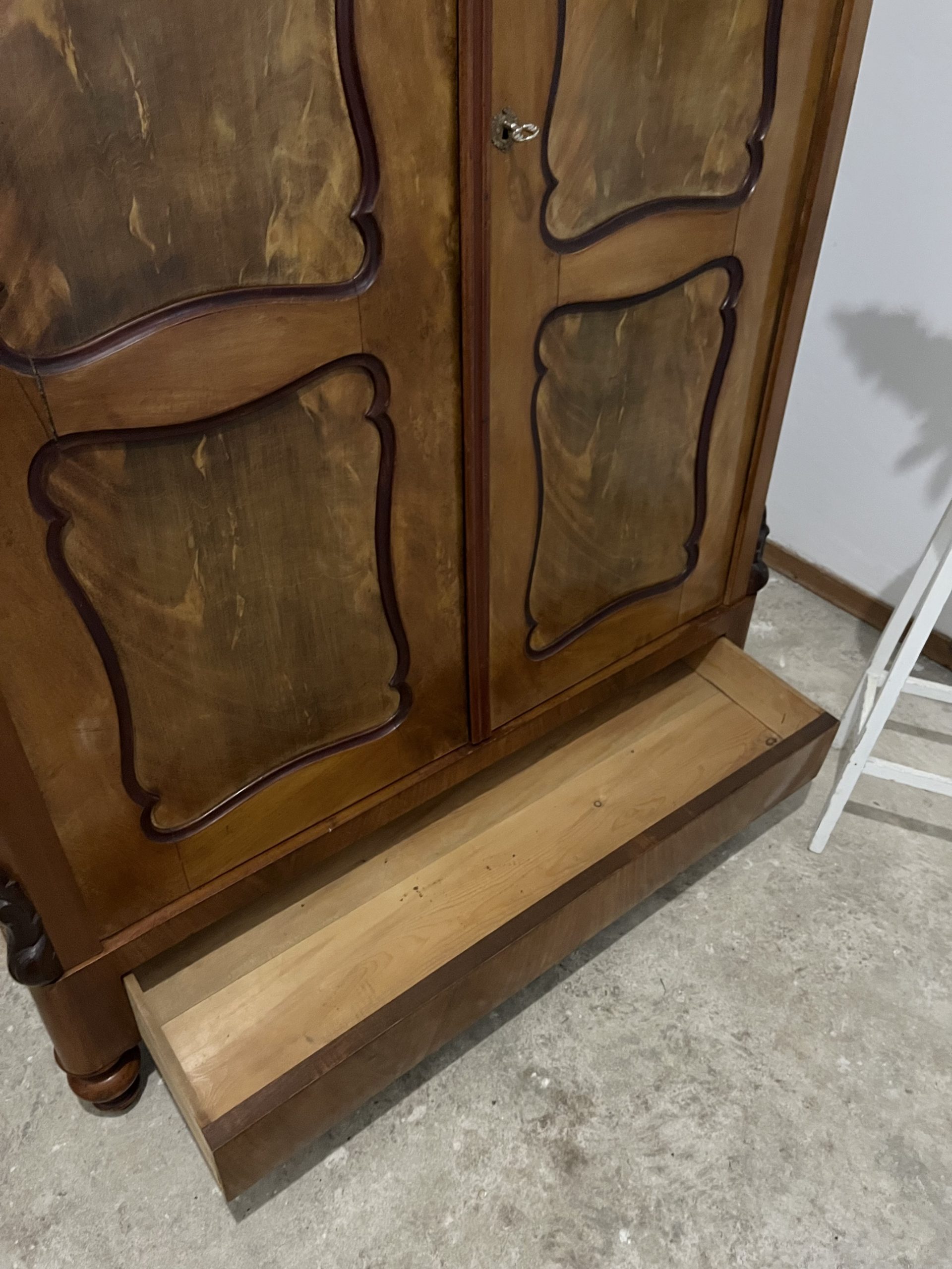 antieke biedermeier kast antieke biedermeier kast