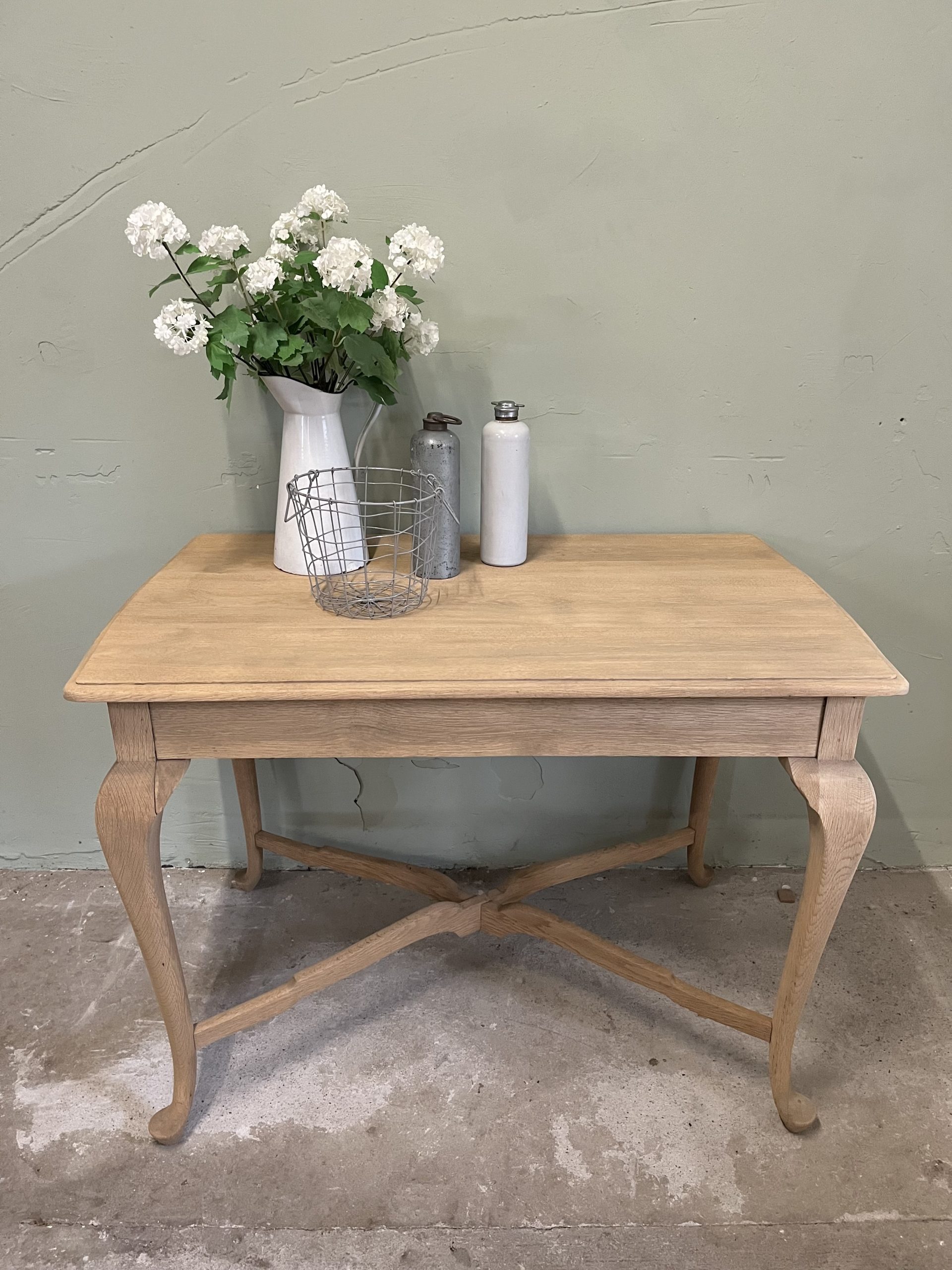 eiken bijzettafeltje eiken bijzettafeltje