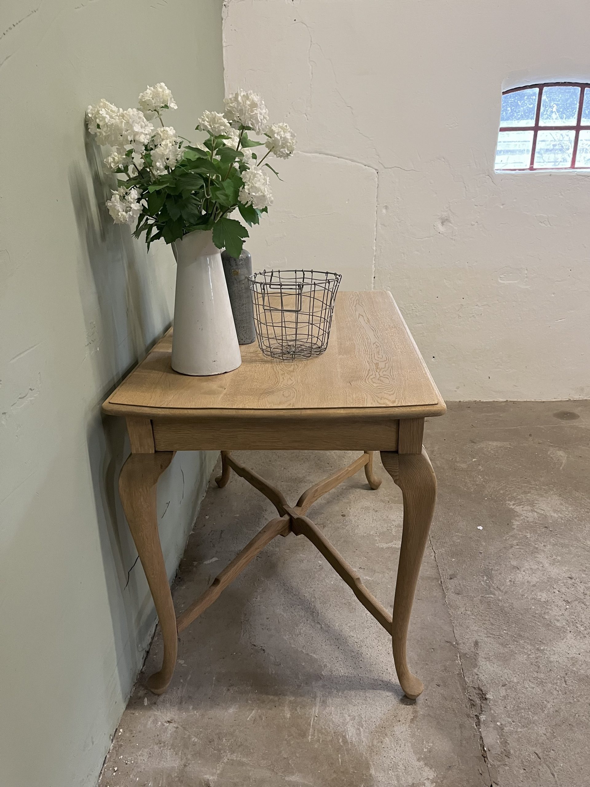 eiken bijzettafeltje eiken bijzettafeltje